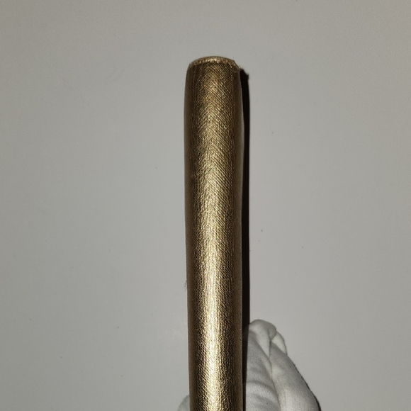 Salvatore Farragamo Metallic Gold Long Wallet - Picture 3 of 15